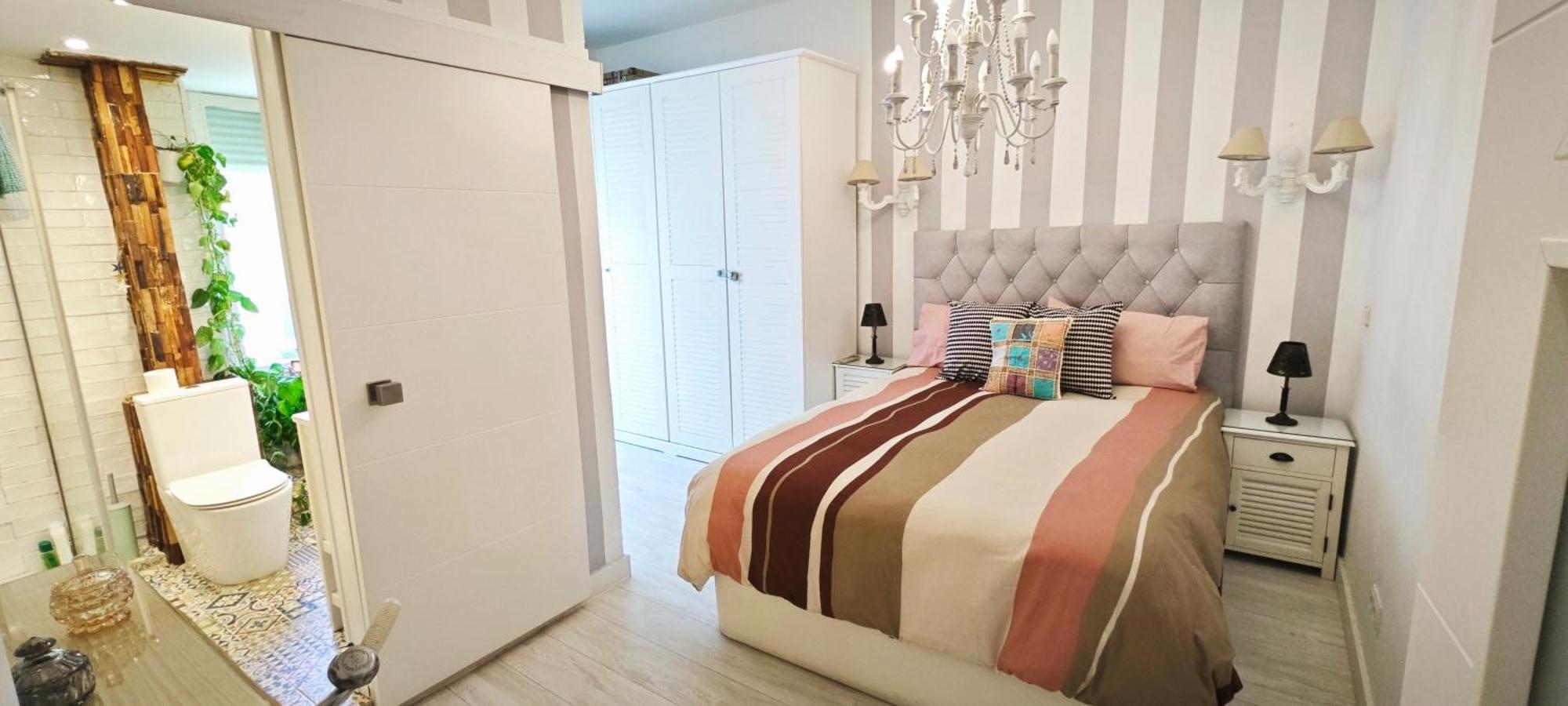 Luminoso Apartamento De Diseno En Paseo Imperial Madrid Exterior photo